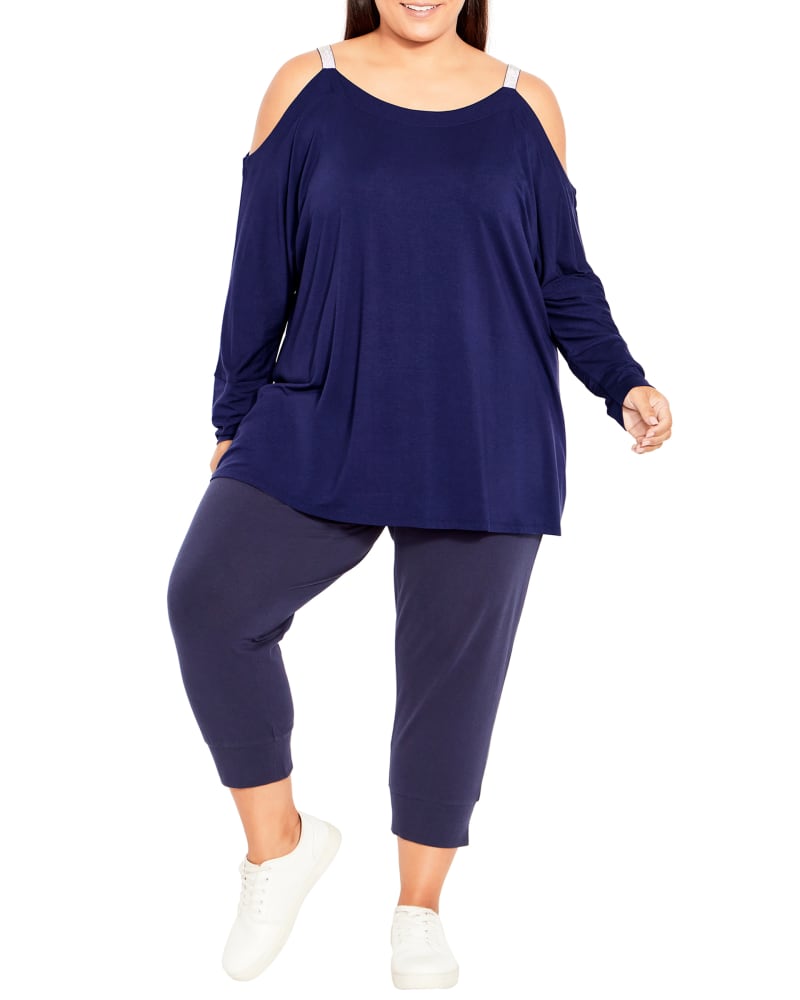 Plus size model wearing  by Aveleisure | Dia&Co | dia_product_style_image_id:202828